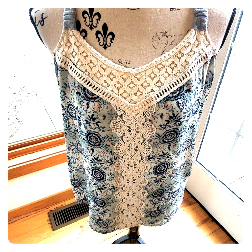 Women's tank top